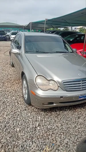 Mercedes-Benz C320 2009 Gray