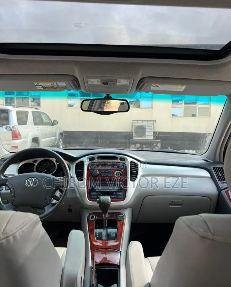 Toyota Highlander V6 2005 Silver