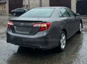 Toyota Camry 2014 Gray