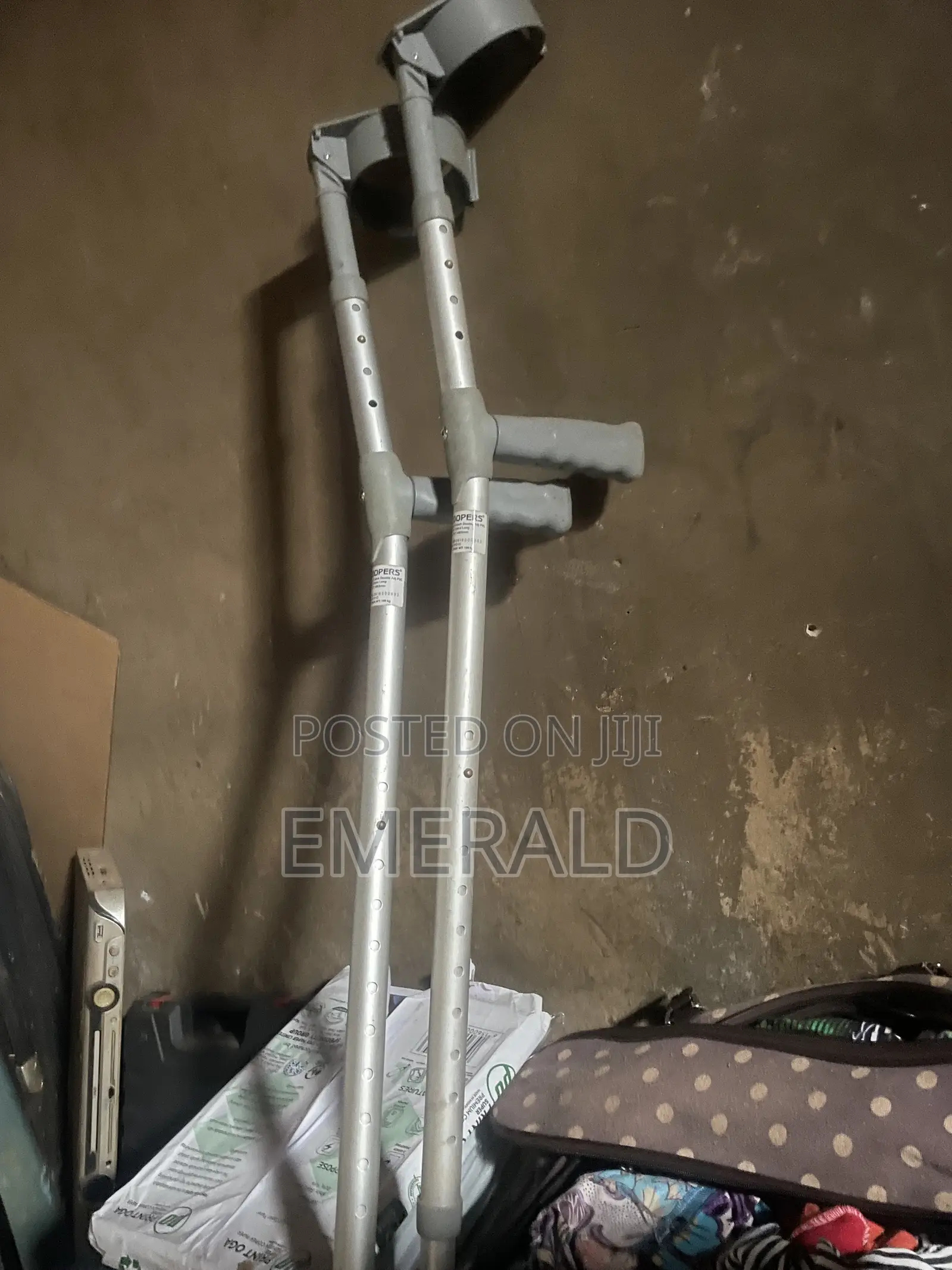Arm Crutches