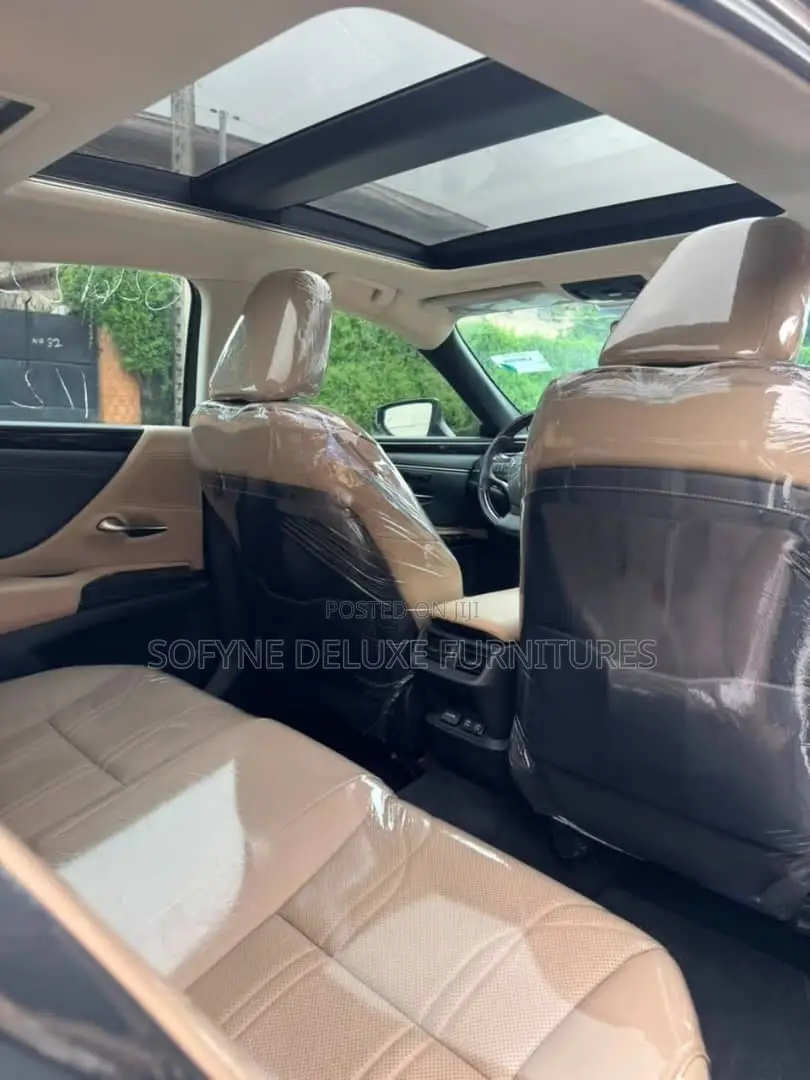 Lexus ES 2019 Silver