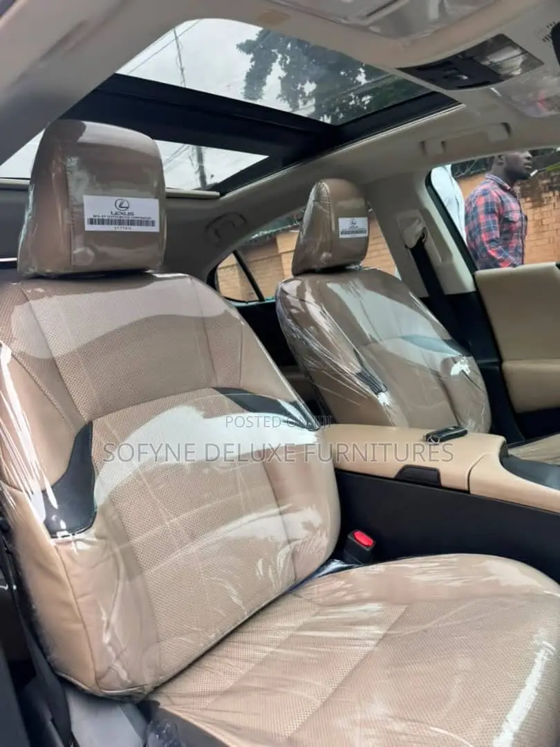 Lexus ES 2019 Silver