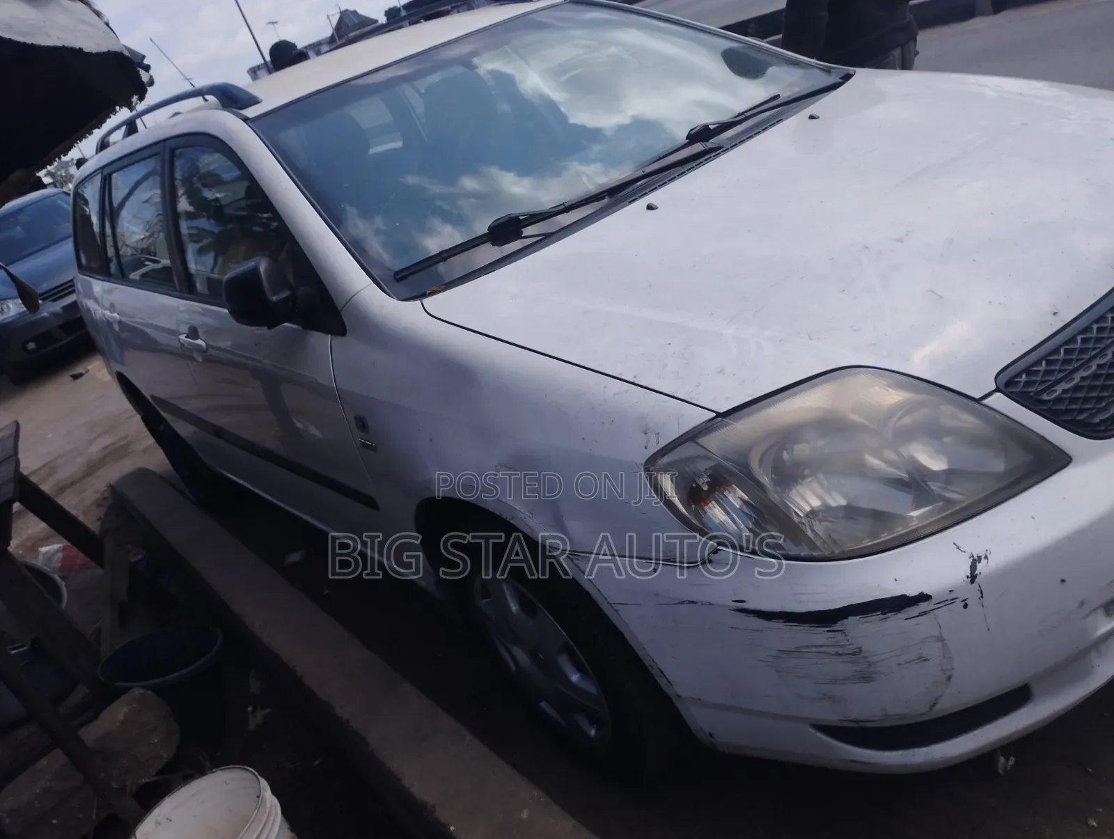 Toyota Corolla 2003 White