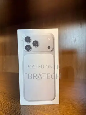 New Apple iPhone 17 Pro Max 256 GB Silver