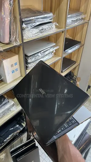 Laptop Acer Aspire E1-571 8GB Intel Core i5 HDD 250GB