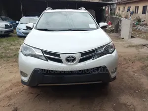 Toyota RAV4 2015 White