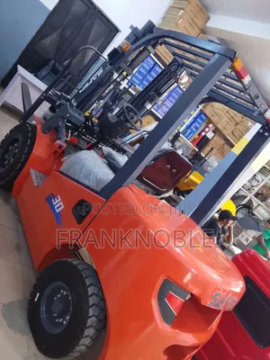3tons Engine Forklifts