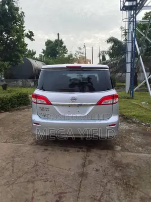 Nissan Quest SV 4dr Minivan (3.5L 6cyl CVT) 2014 Silver