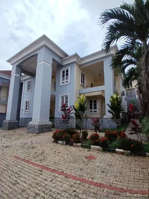 5bdrm Duplex in Asokoro for rent