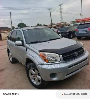 Toyota RAV4 2005 Silver