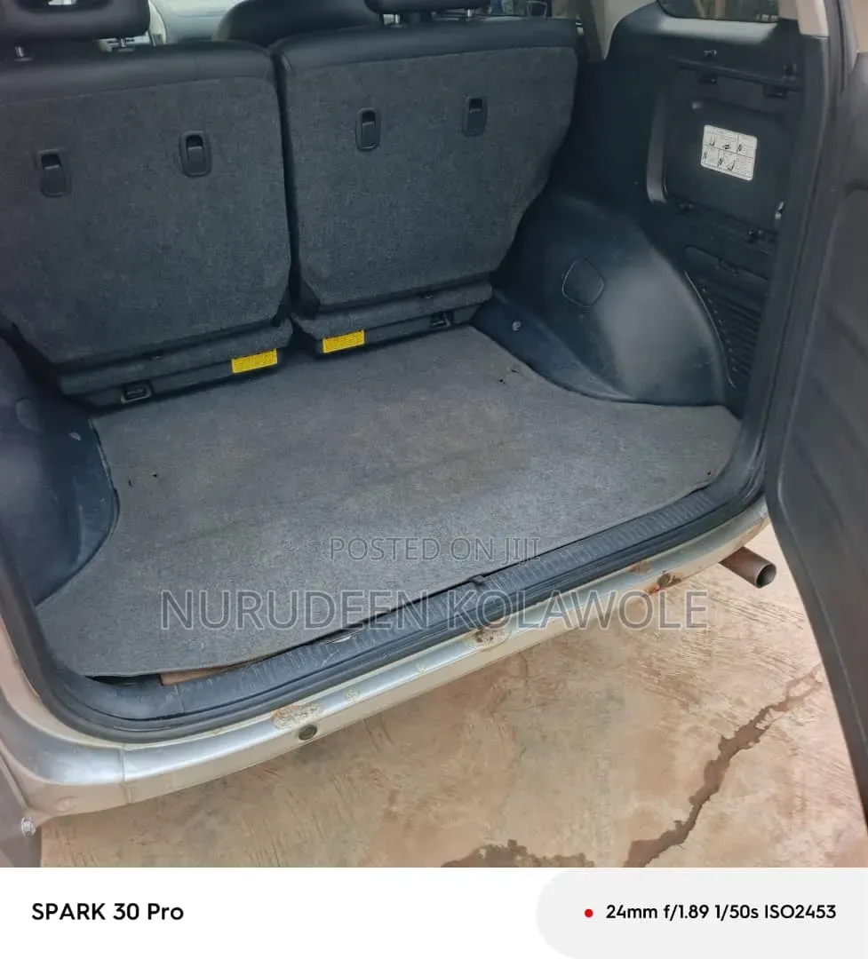 Toyota RAV4 1.8 2005 Silver