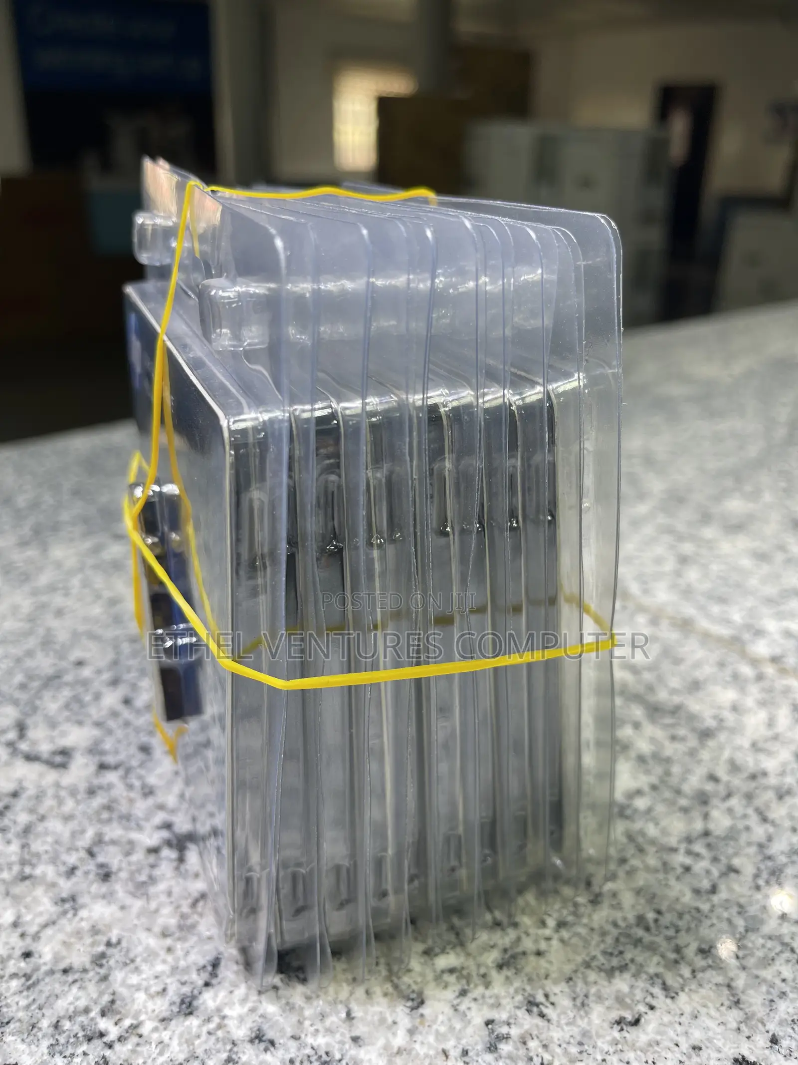 USB Flash Drive V250w