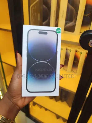 New Apple iPhone 14 Pro Max 256 GB Silver