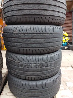 255/50r19  Michelin Tire