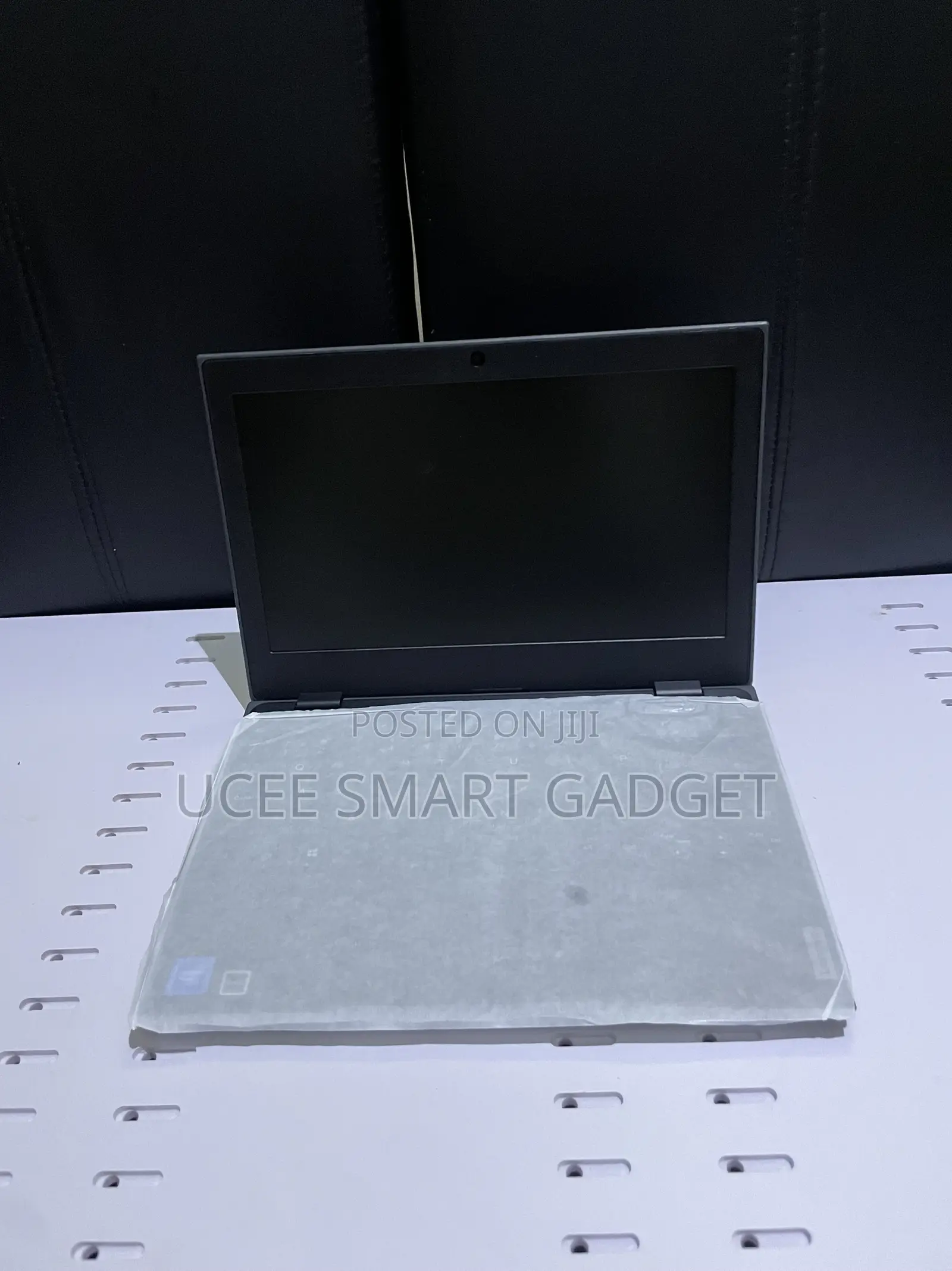 Laptop Lenovo 100e 4GB Intel Pentium eMMC 60GB