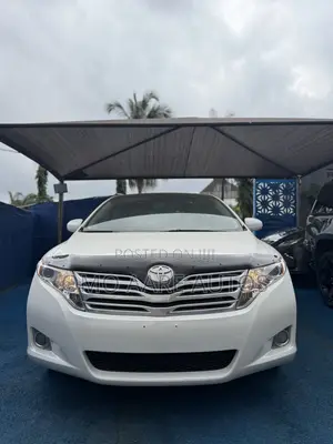 Toyota Venza XLE 2010 White