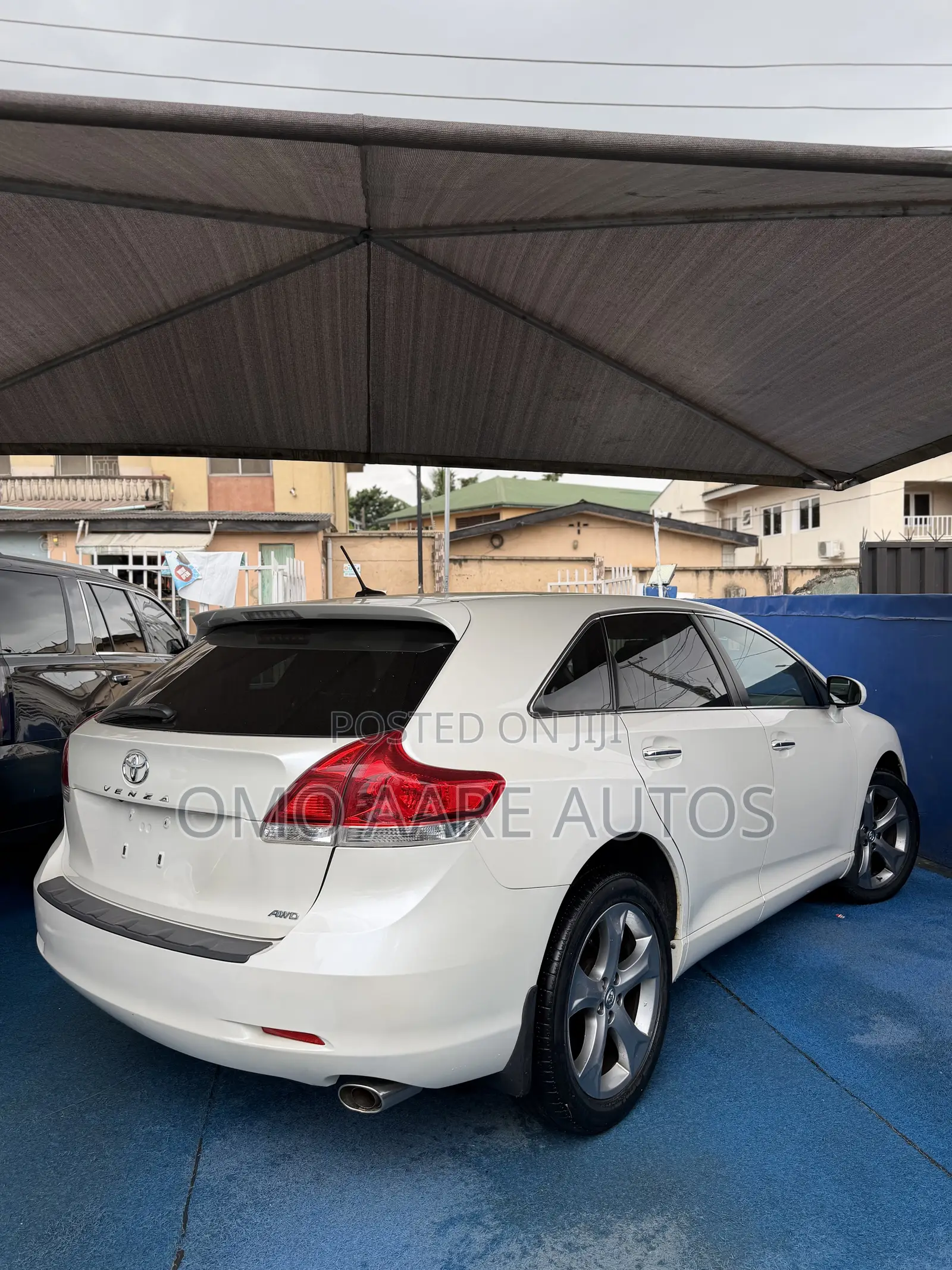 Toyota Venza XLE 2010 White