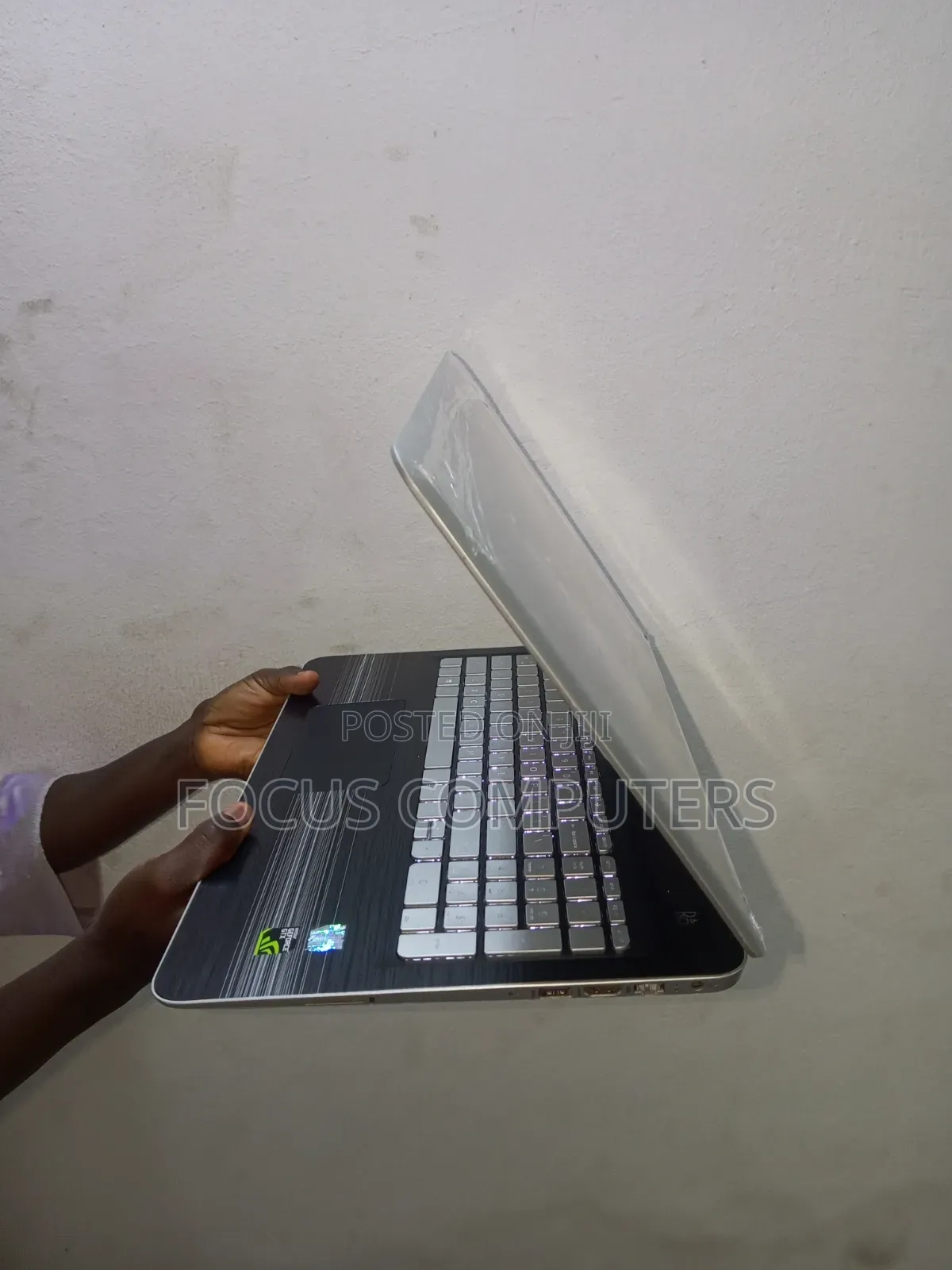 Laptop HP Omen 15t 8GB Intel Core i7 SSD 256GB