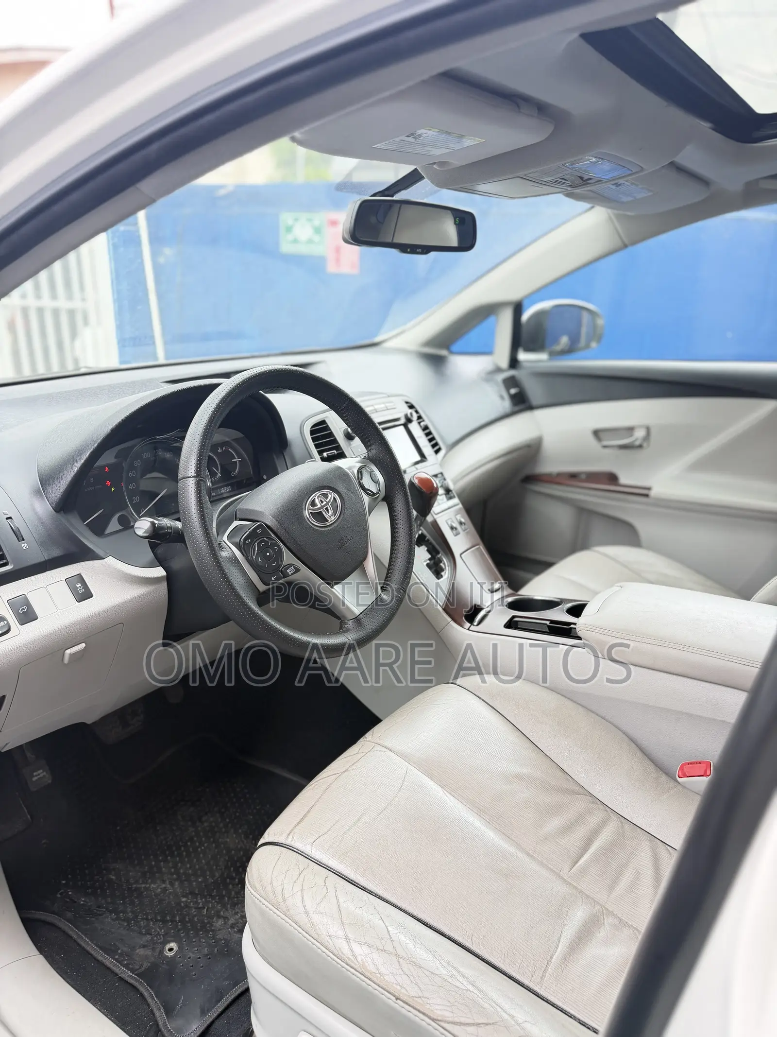 Toyota Venza XLE 2010 White