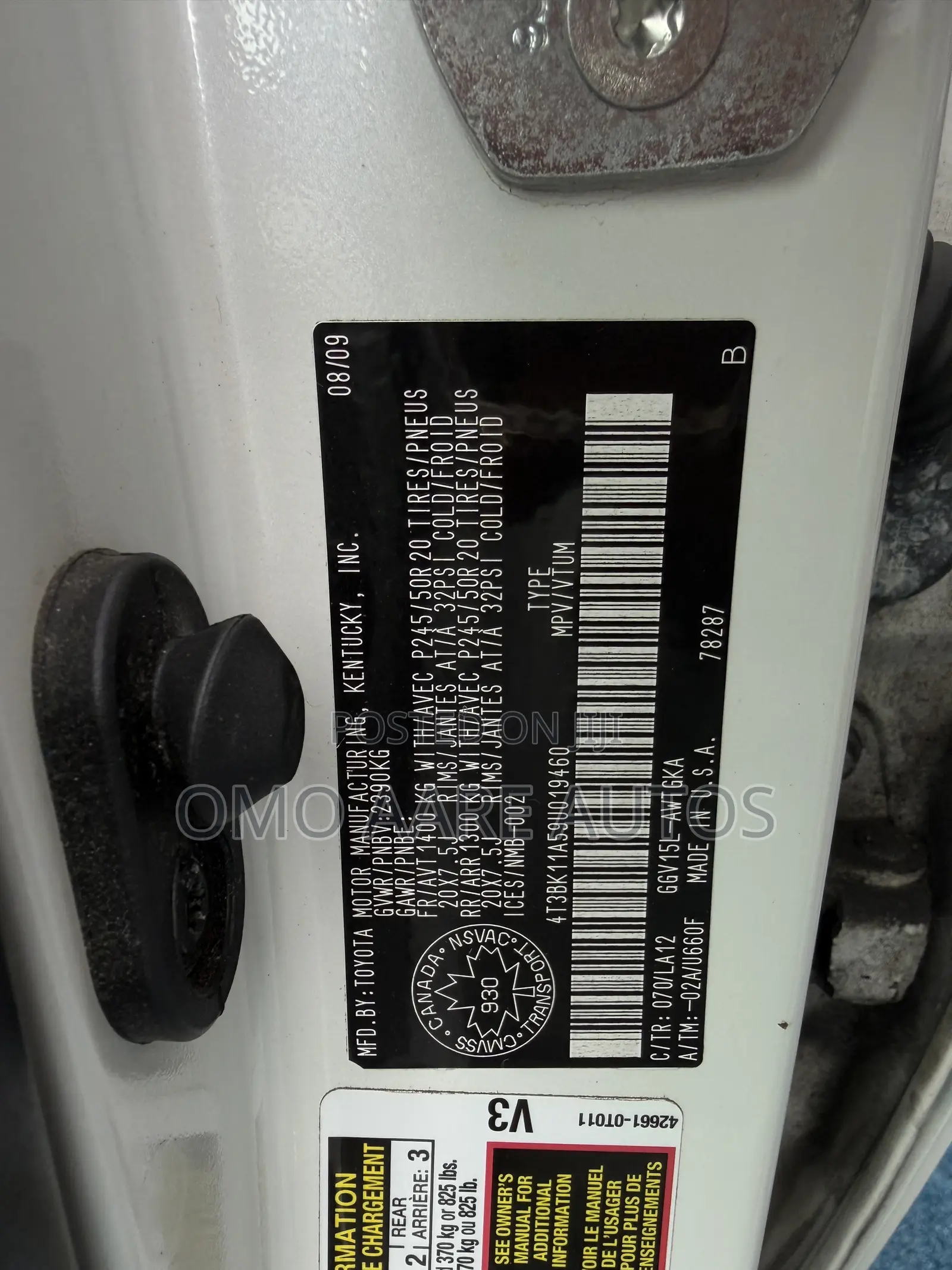 Toyota Venza XLE 2010 White