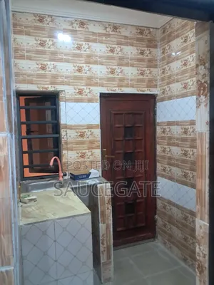 Mini Flat in Abuleado, Satellite Town for rent