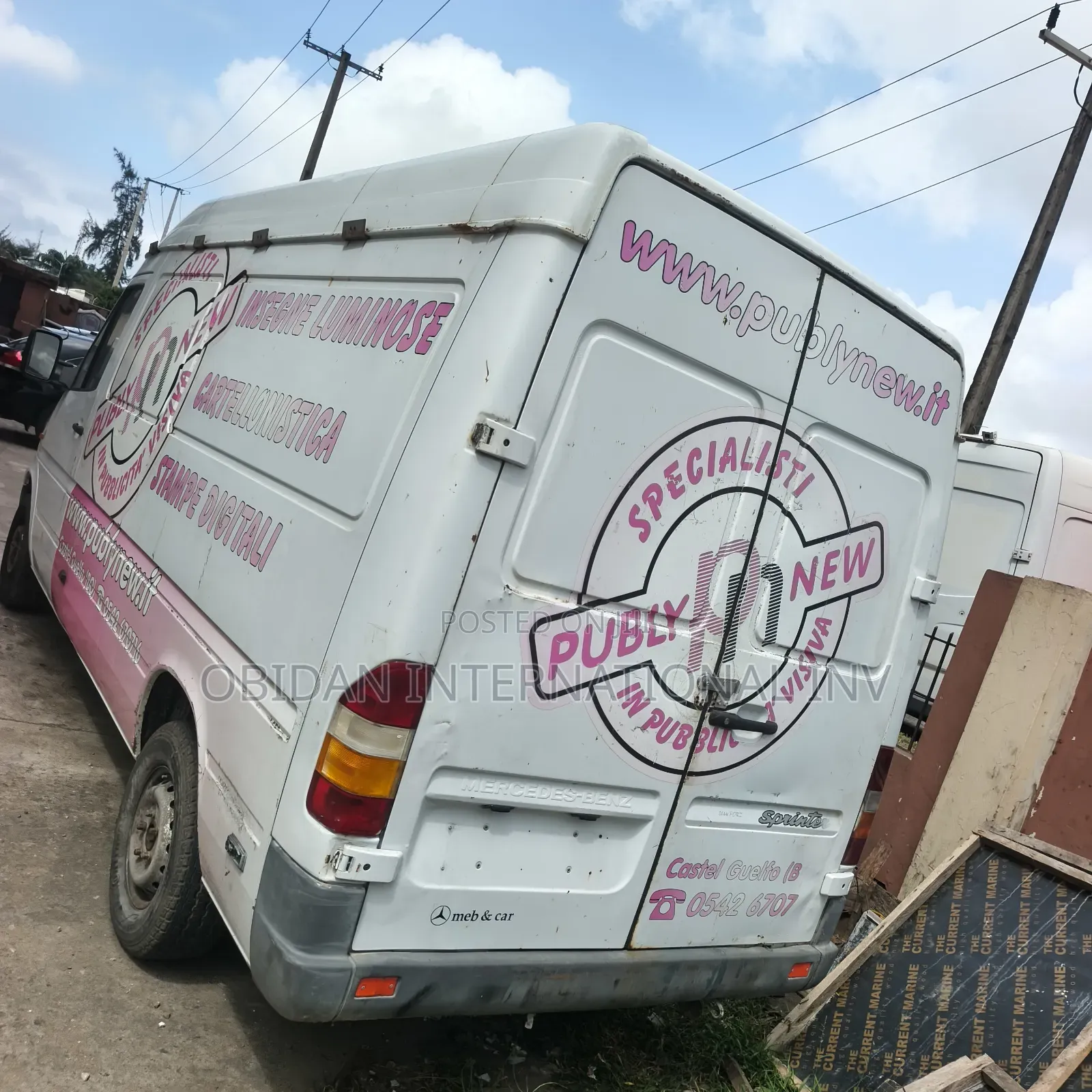 Mercedes-Benz Sprinter 2000 White