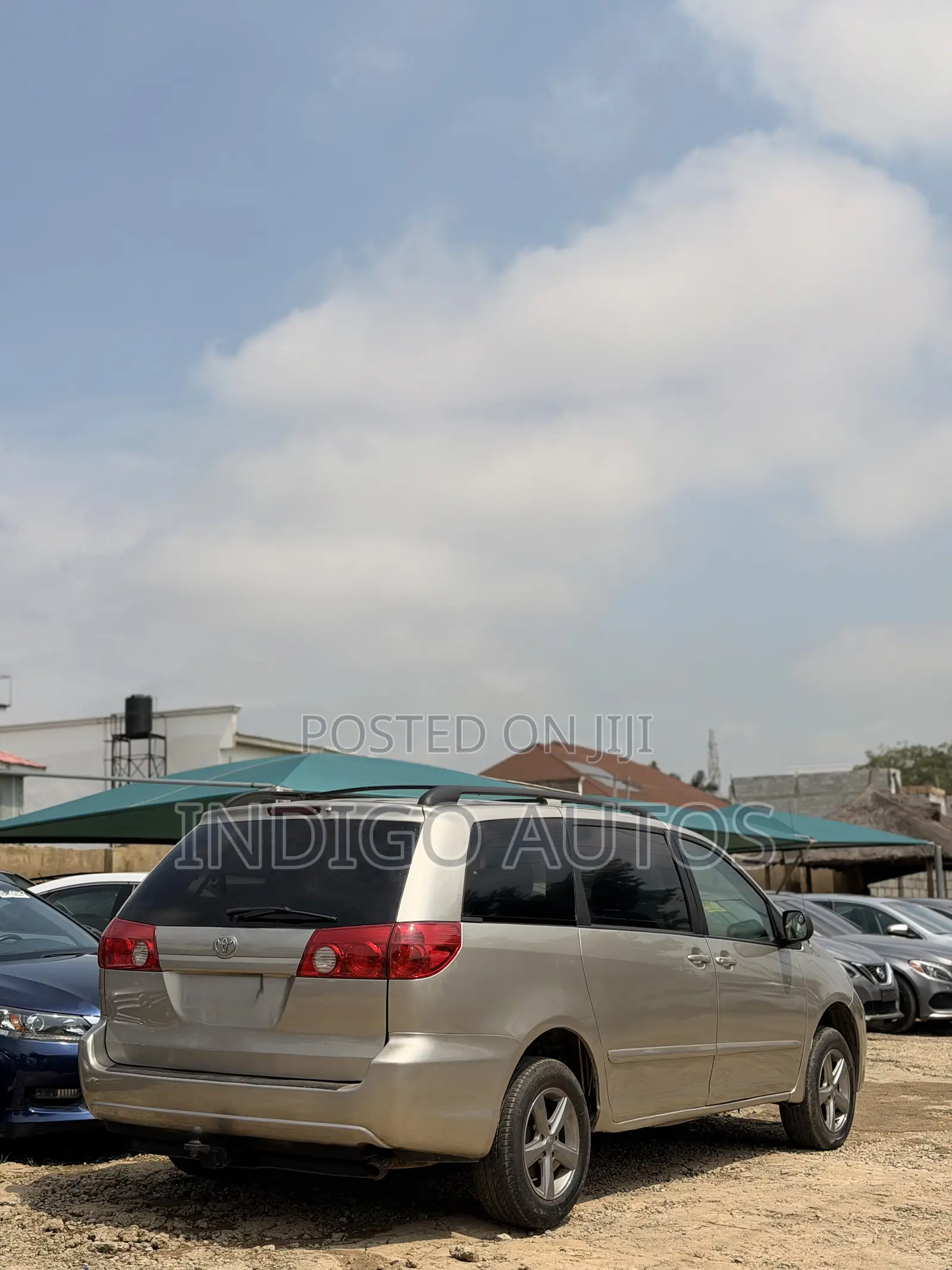 Toyota Sienna 2006 Gold