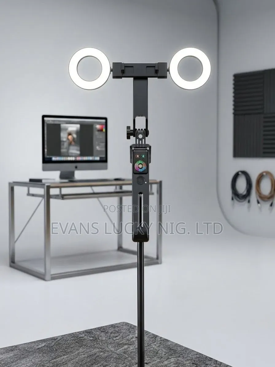C12 Tripod With Light