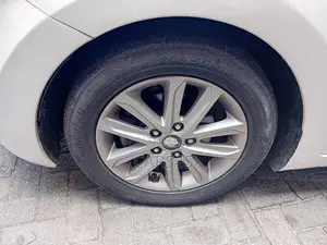 Hyundai Elantra 2014 White