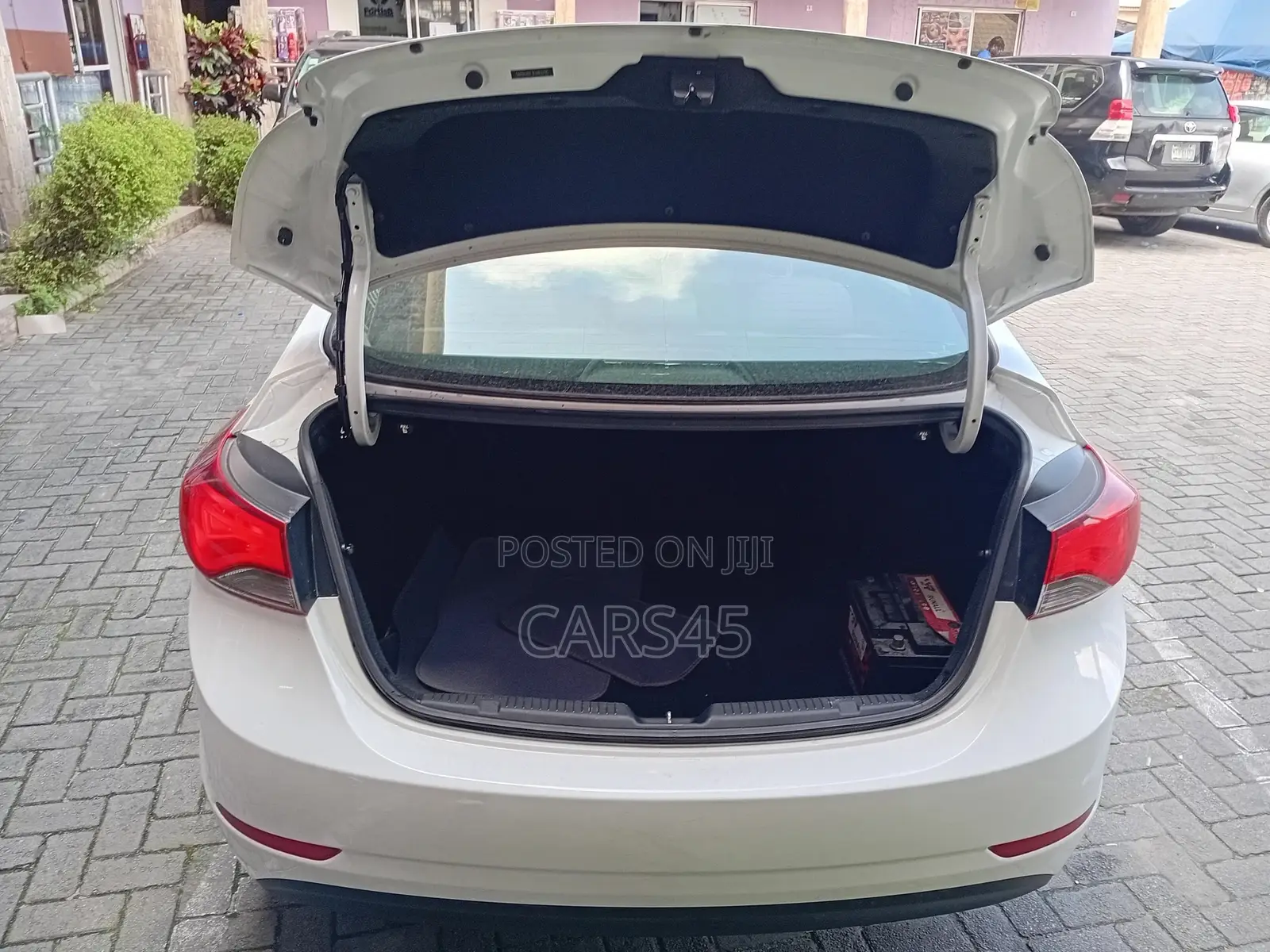 Hyundai Elantra 2014 White