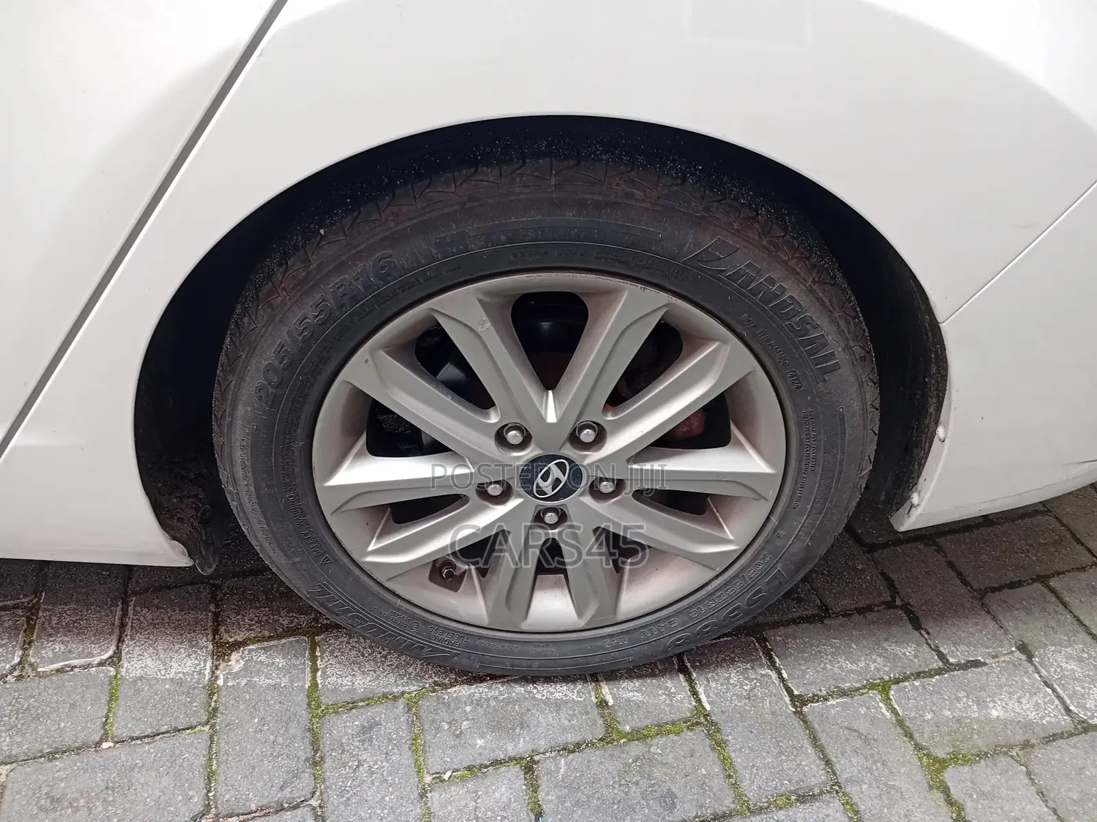 Hyundai Elantra 2014 White