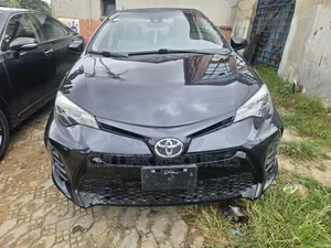 Toyota Corolla 2018 Black