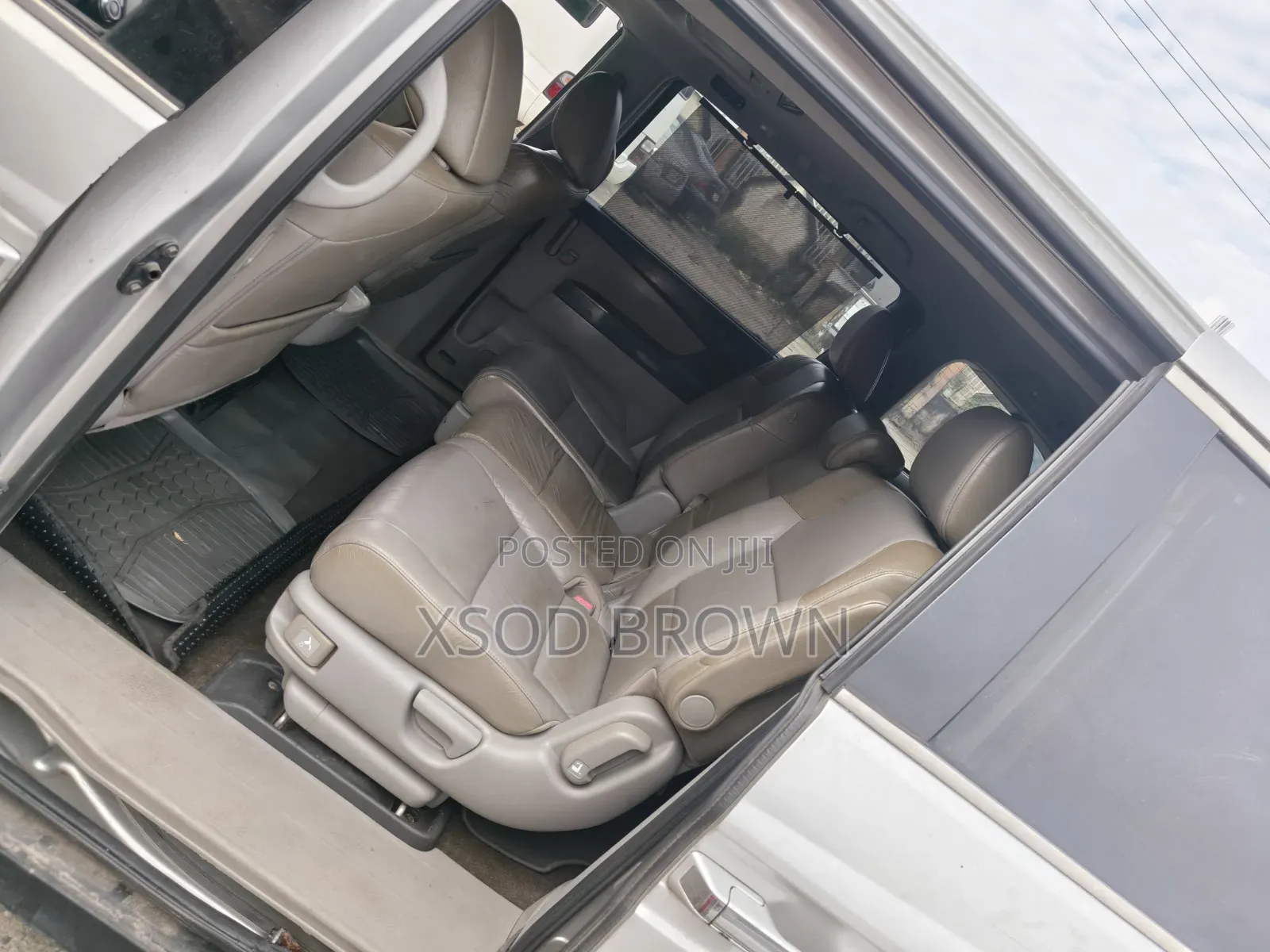 Honda Odyssey 2012 Silver