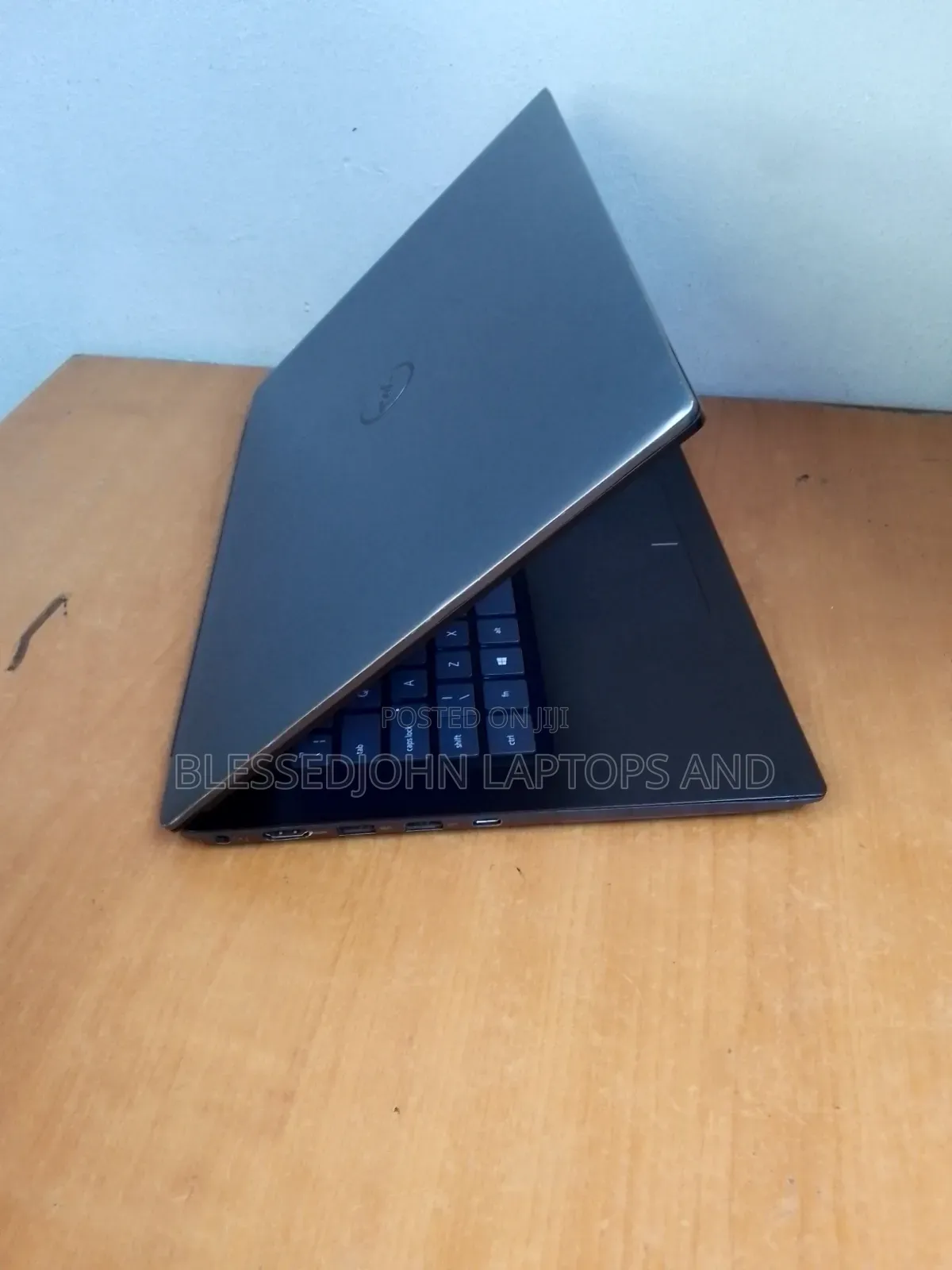 Laptop Dell Vostro 14 5490 8GB Intel Core i5 SSD 256GB