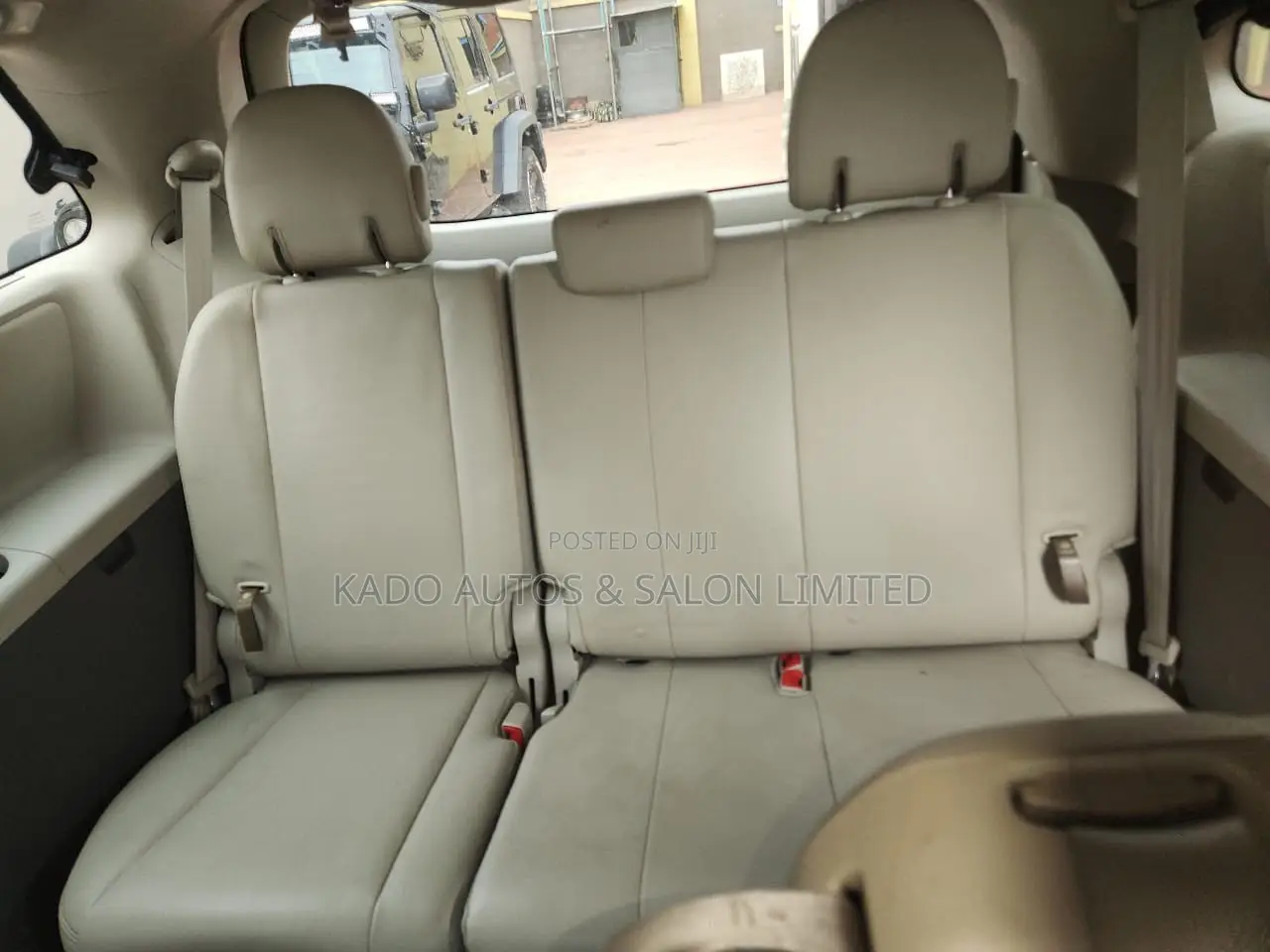 Toyota Sienna 2014 Red