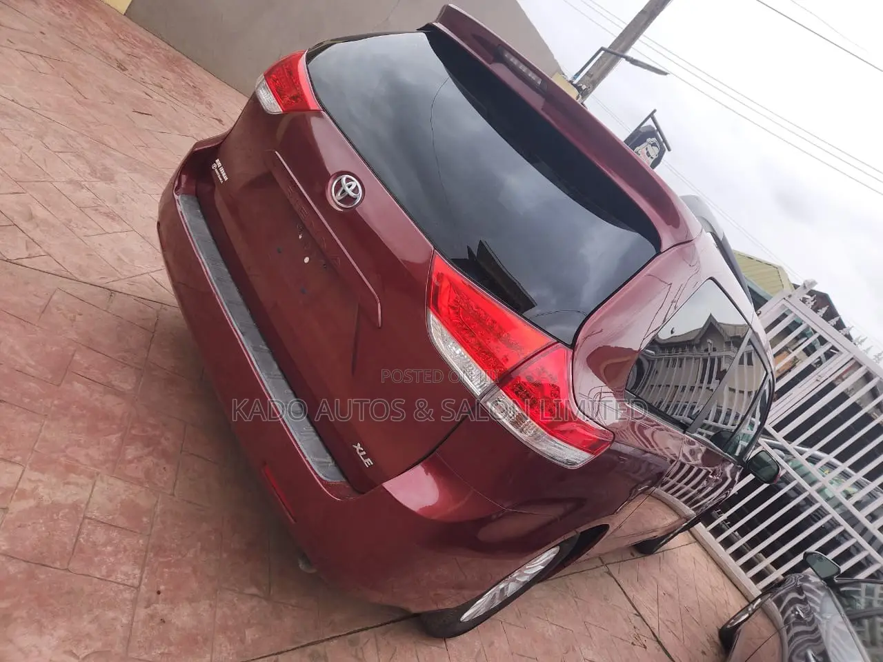 Toyota Sienna 2014 Red