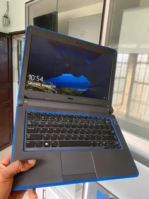 Laptop Dell Latitude 3340 8GB Intel Core i5 HDD 500GB