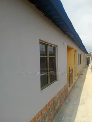 Mini Flat in Isuti Rd, Ikotun/Igando for rent