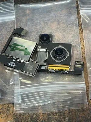 Apple iPhone 13 Cameras