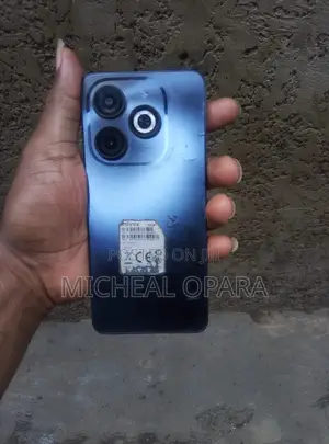 Infinix Smart 8 64 GB Gray