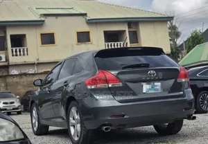Toyota Venza 2010 Gray
