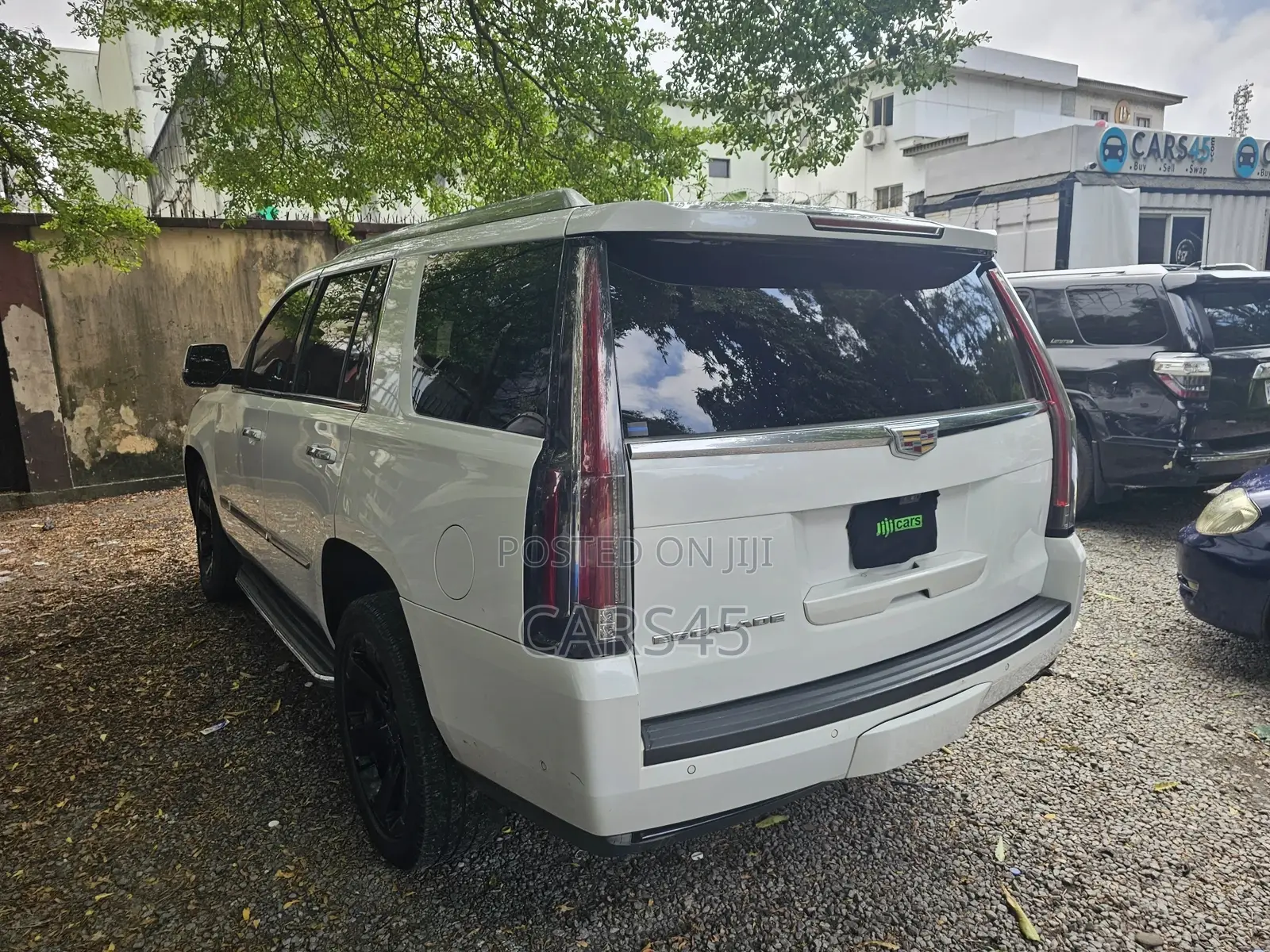 Cadillac Escalade 2018 White