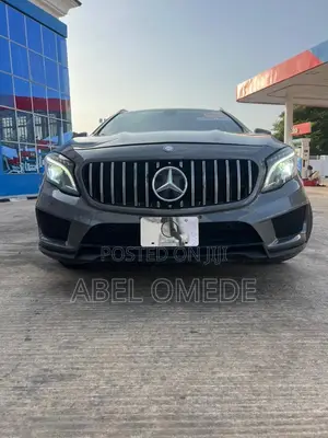 Mercedes-Benz GLA 250 2016 Gray