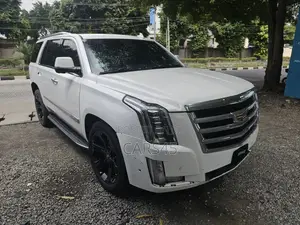 Cadillac Escalade 2018 White