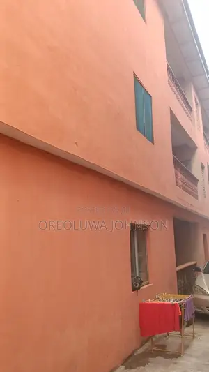 3bdrm Block of Flats in Iseri Olofin for sale