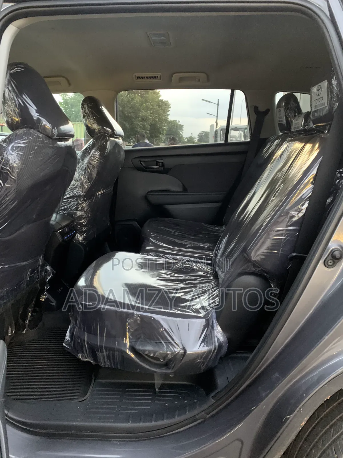 Toyota Highlander 2022 Gray