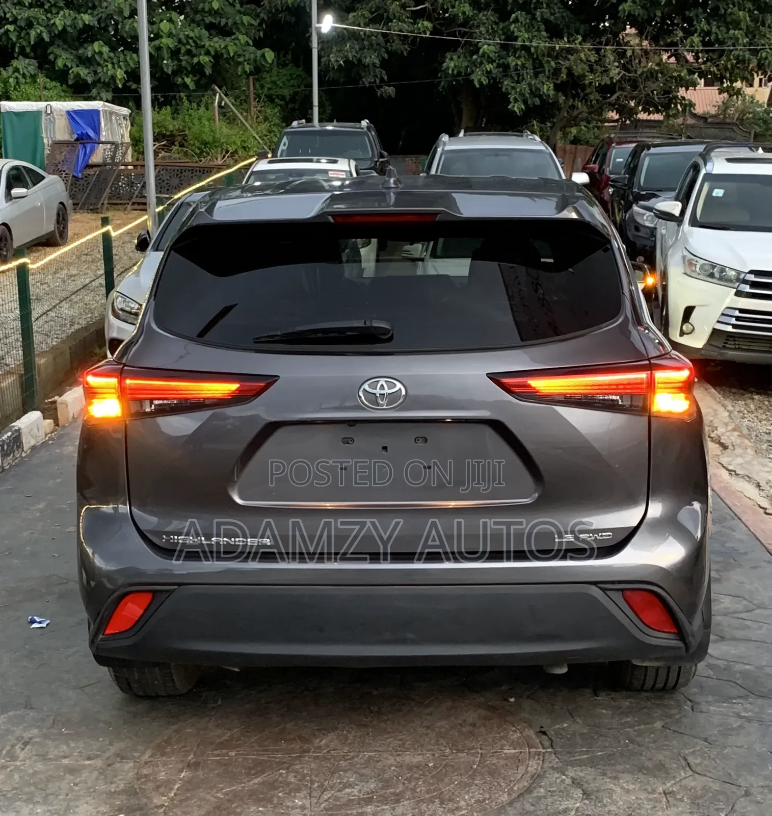 Toyota Highlander 2022 Gray