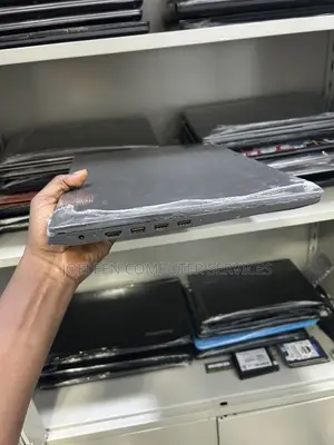 Laptop Lenovo V15 4GB Intel Core i5 SSD 256GB