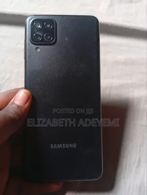 Samsung Galaxy A12 32 GB Black