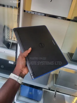 Laptop Dell Latitude 3340 8GB Intel Core i3 HDD 500GB
